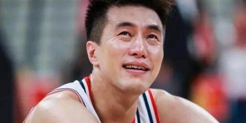 万博体育app-时隔590天再砍20+  郭艾伦泪洒赛程涅槃重生