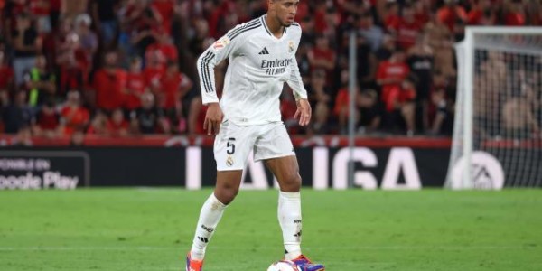 【早报】大阿哥赖斯进球立功，八阿哥贝林即将复出！